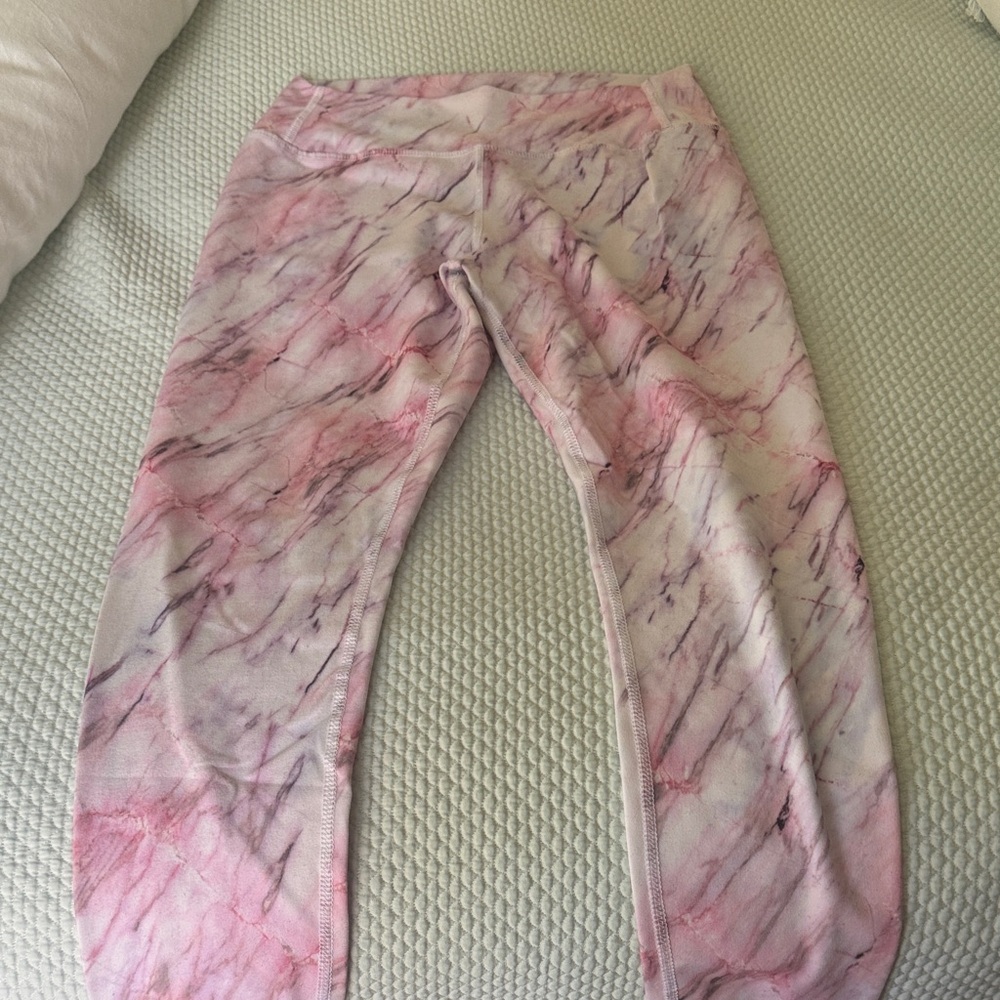 Pink Marble cropped Leggings